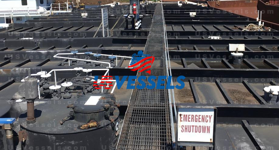 30,000 BBL Double Hull Barge