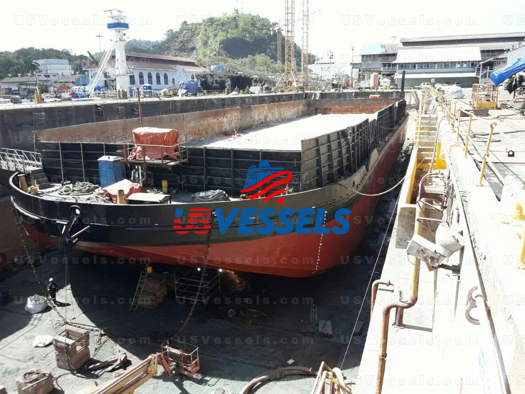 8,000 Ton Deck Barge w/ Bin Walls