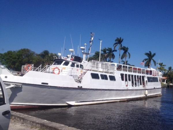 1,530 HP 250 Passenger Ferry