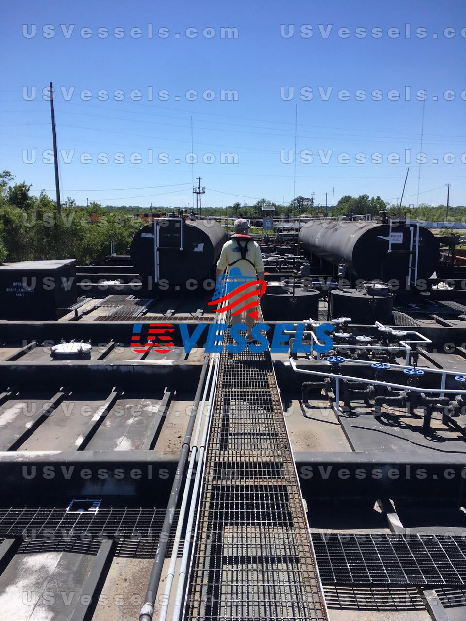 30,000 BBL Double Hull Barge