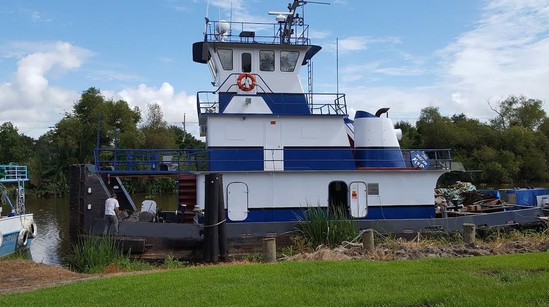 800 HP Tug 66'